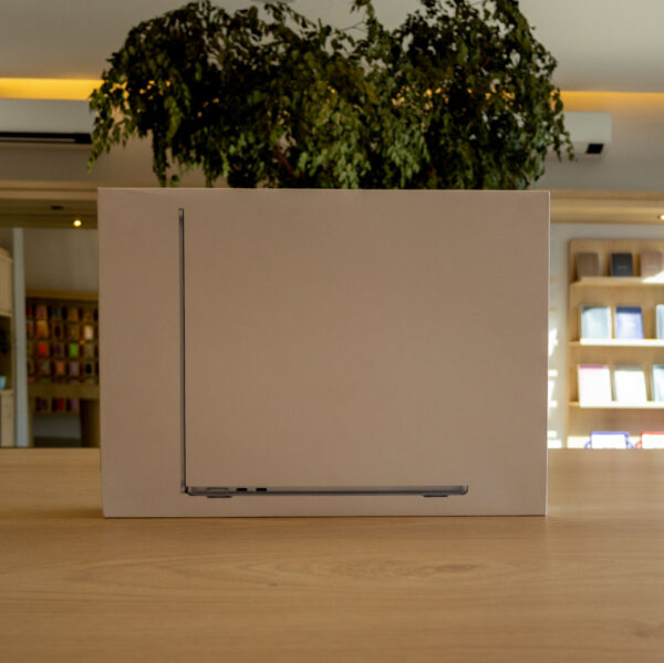 MacBook Air M4 13" Azul-Céu 16GB RAM 256GB SSD - Imagem 2