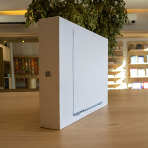 MacBook Air M4 13" Azul-Céu 16GB RAM 256GB SSD